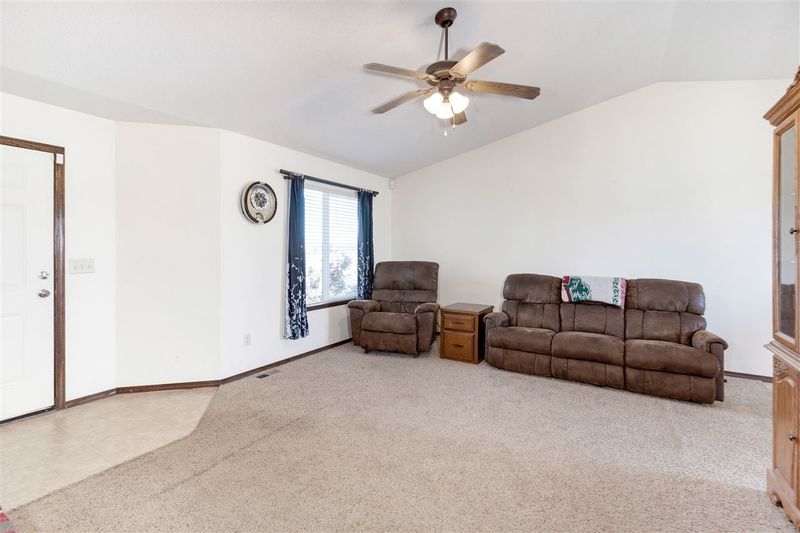 2400 E Casey Dr, Goddard, KS 67052
