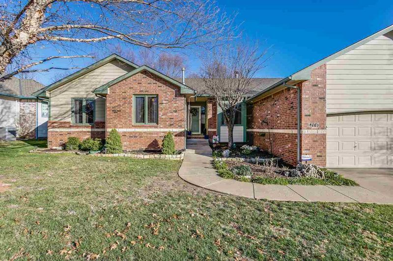 206 N Ashley Pk, Wichita, KS 67212