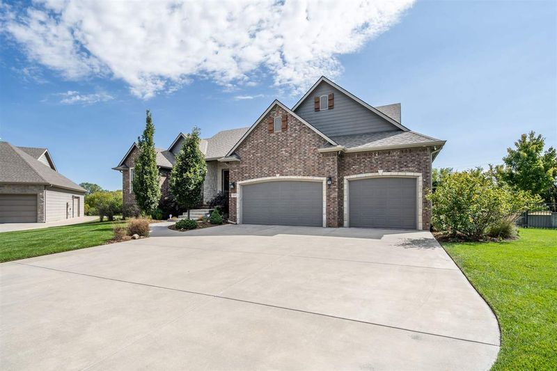 1115 E Rosemont Pl, Andover, KS 67002