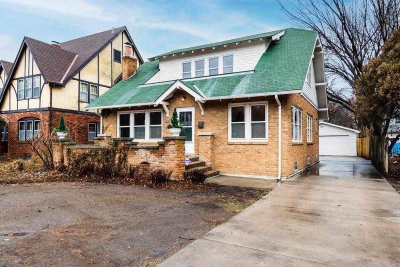 4214 E Central Ave, Wichita, KS 67208