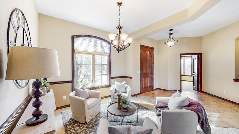 918 E Lakecrest, Andover, KS 67002