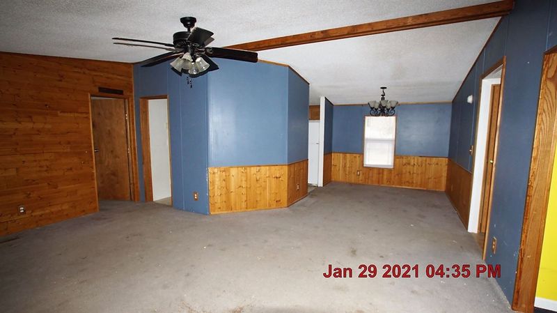 1301 E 93rd, Haysville, KS 67060