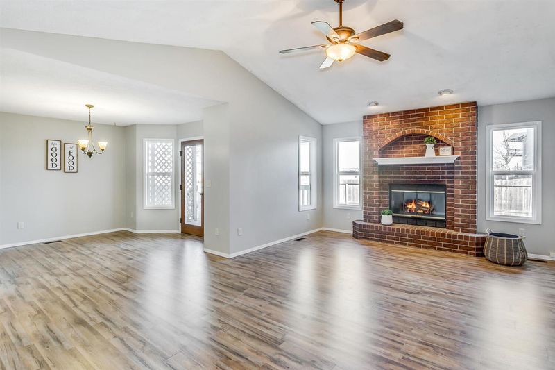 610 Wheatland St, Colwich, KS 67030
