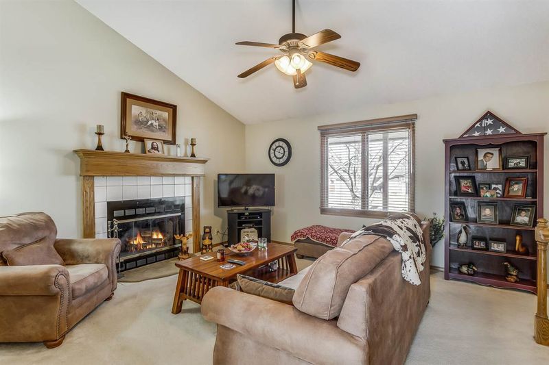 219 E Buckthorn Rd, Derby, KS 67037