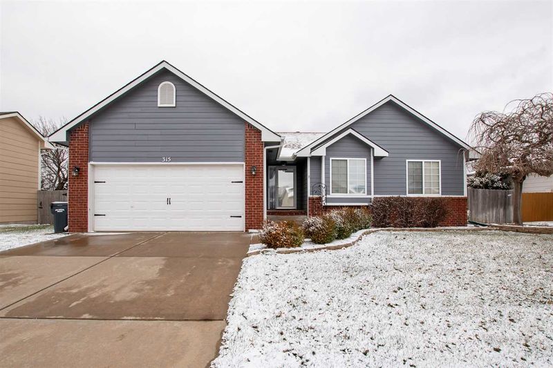 315 N Dowell St, Wichita, KS 67206