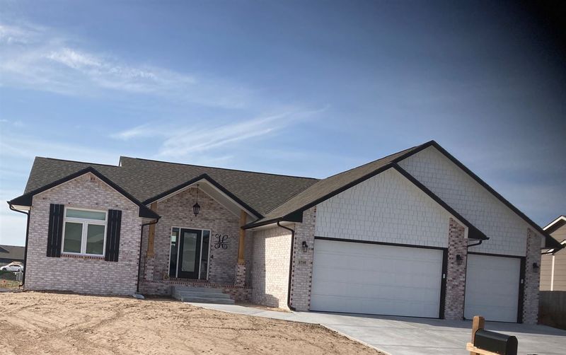 1710 N Blackstone, Wichita, KS 67235