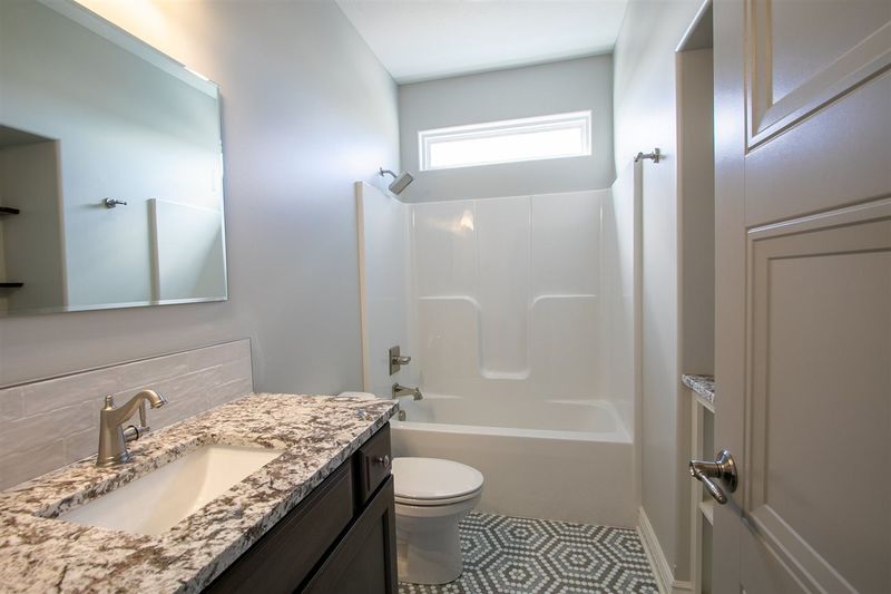 3004 S Duncan, Newton, KS 67114