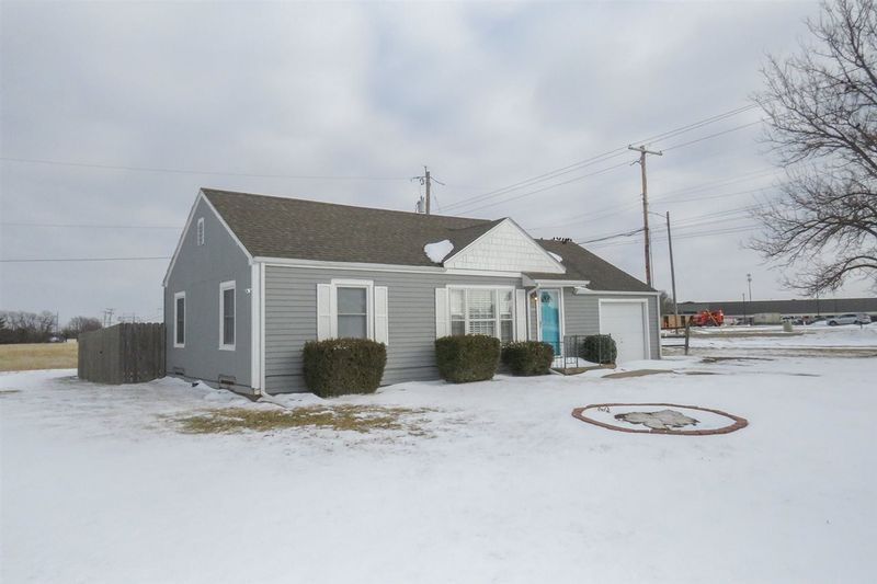 1304 N Lavern St, Andover, KS 67002