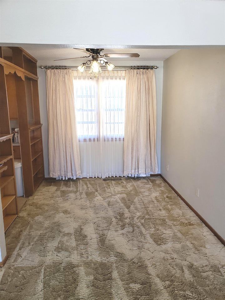 1120 E Donnell St, Wichita, KS 67216
