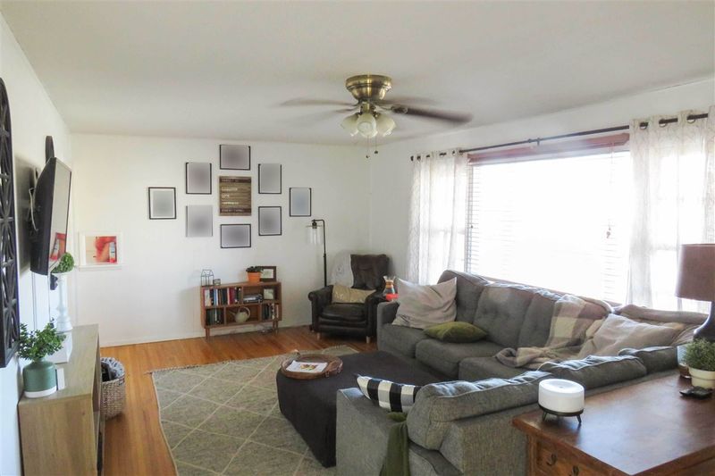 150 S Andover Rd, Andover, KS 67002