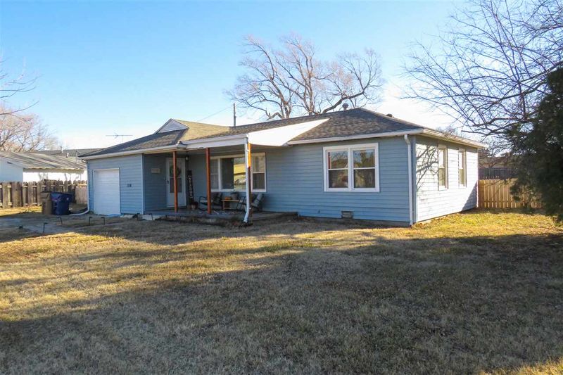 150 S Andover Rd, Andover, KS 67002