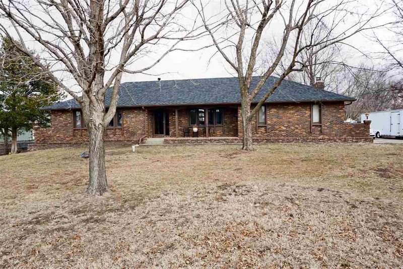 14 S Lakeridge Dr, Goddard, KS 67052