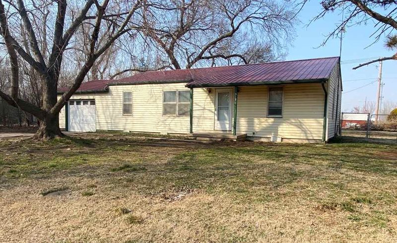 512 W 8th, Harper, KS 67058