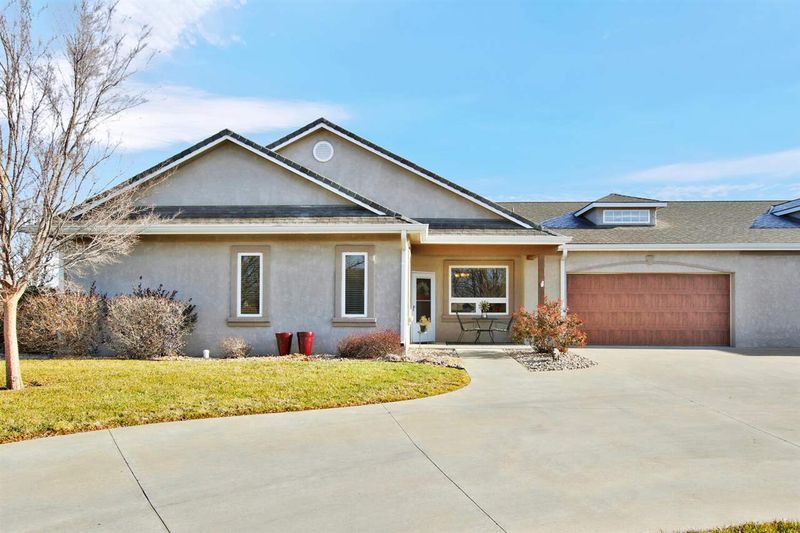 1306 N Hamilton Dr, Derby, KS 67037