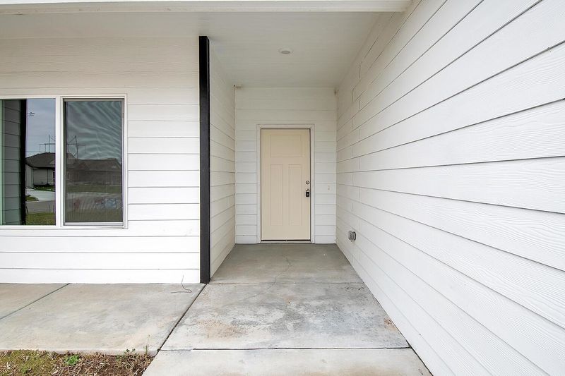 2023 E High Ridge Ct, Park City, KS 67219
