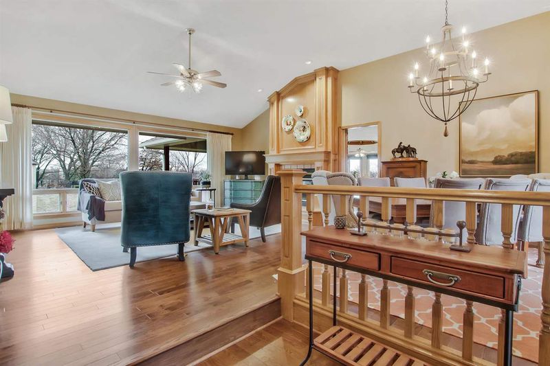 9417 E Lakepoint Dr, Wichita, KS 67226