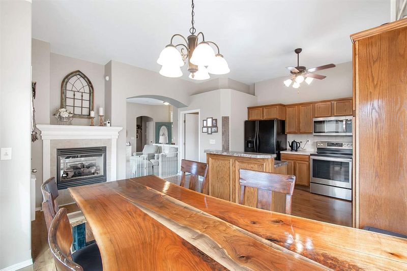 2031 E Brookstone St, Derby, KS 67037
