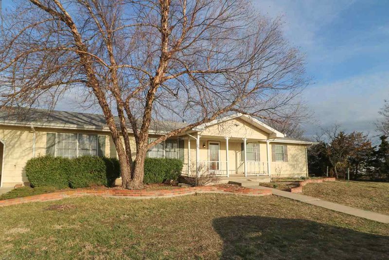 11800 S 127th St E, Mulvane, KS 67110