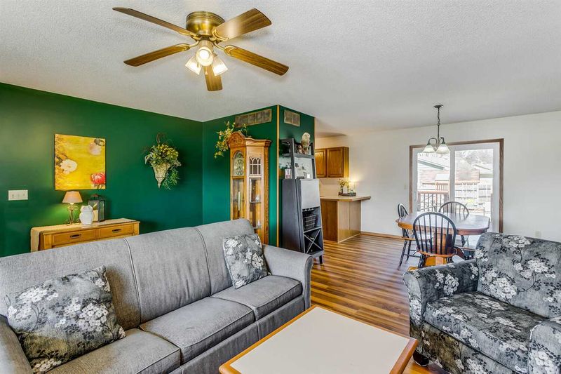 416 W Goff Rd, Valley Center, KS 67147