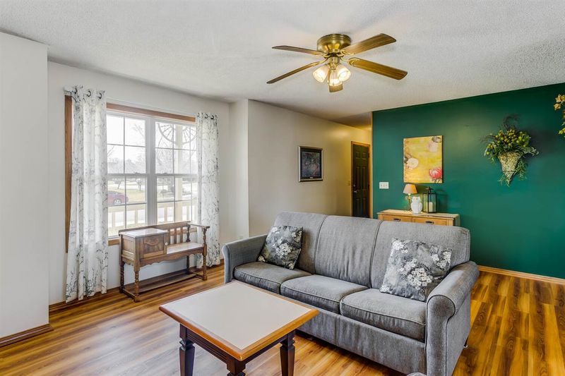 416 W Goff Rd, Valley Center, KS 67147