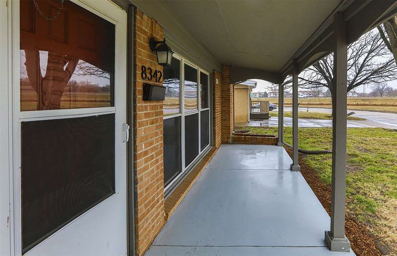 8342 E Morris St, Wichita, KS 67207