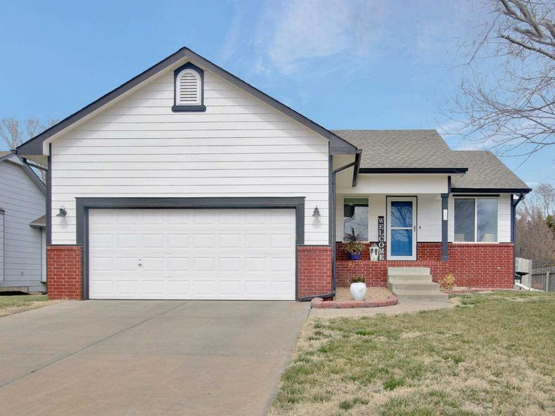 2506 E Kite St, Wichita, KS 67219