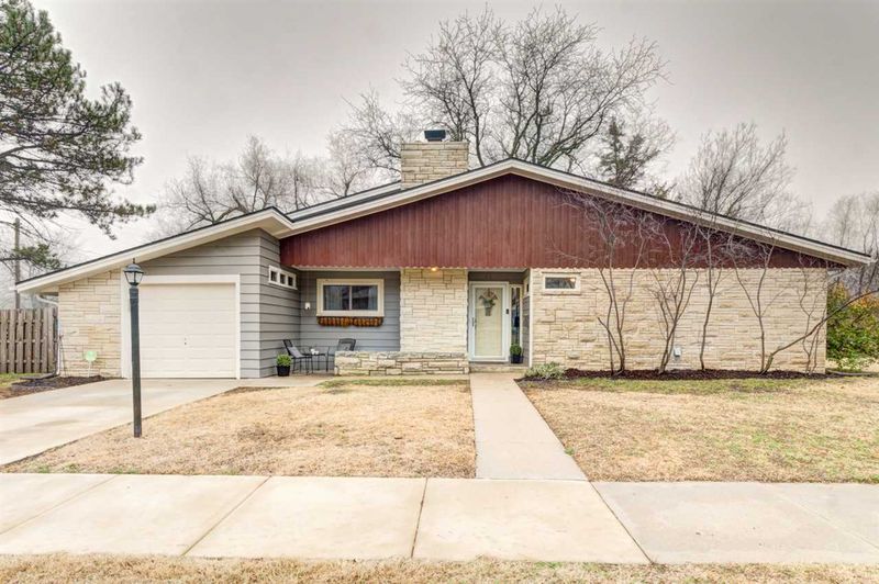 313 SE 5th, Newton, KS 67114