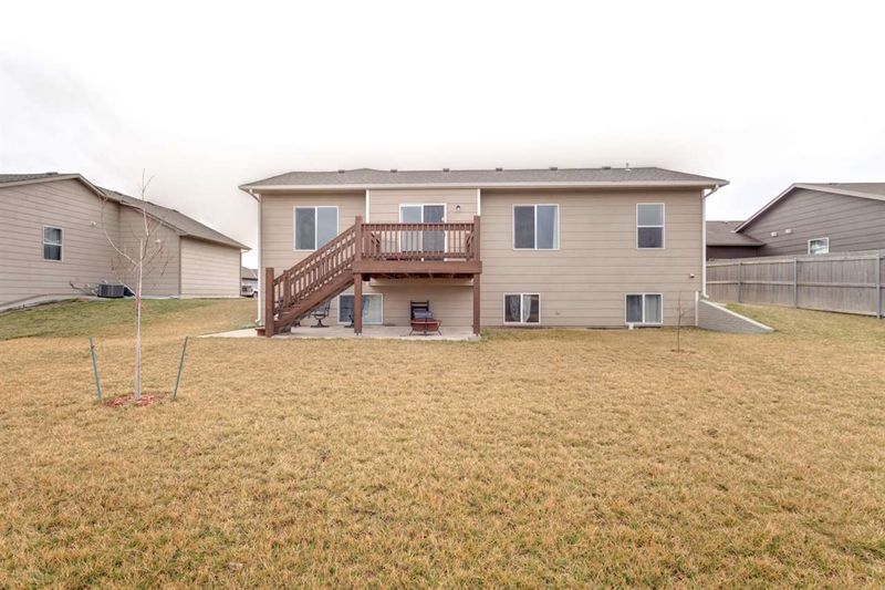 2009 S Poplar, Newton, KS 67114