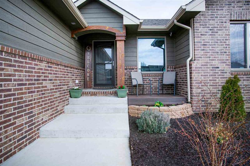 11312 W Sondra St, Maize, KS 67101