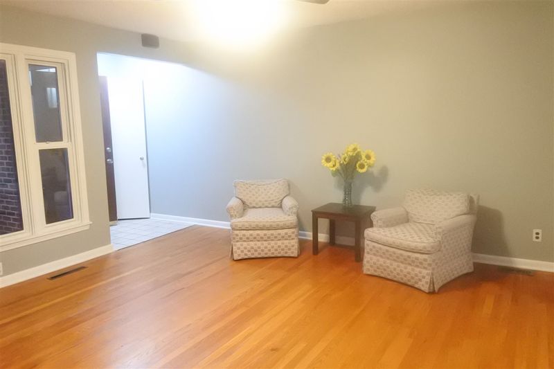 1220 E Donnell St, Wichita, KS 67216