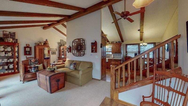 1303 N Denene Ln, Wichita, KS 67212
