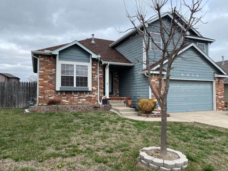 9018 E Scott, Wichita, KS 67210