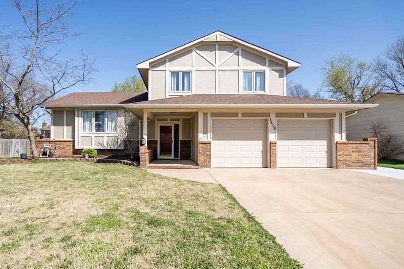 1412 E Maple St, Derby, KS 67037