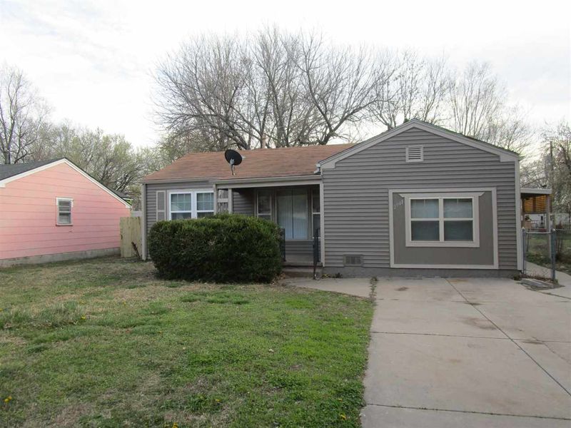 2941 E Timberlane St, Wichita, KS 67216