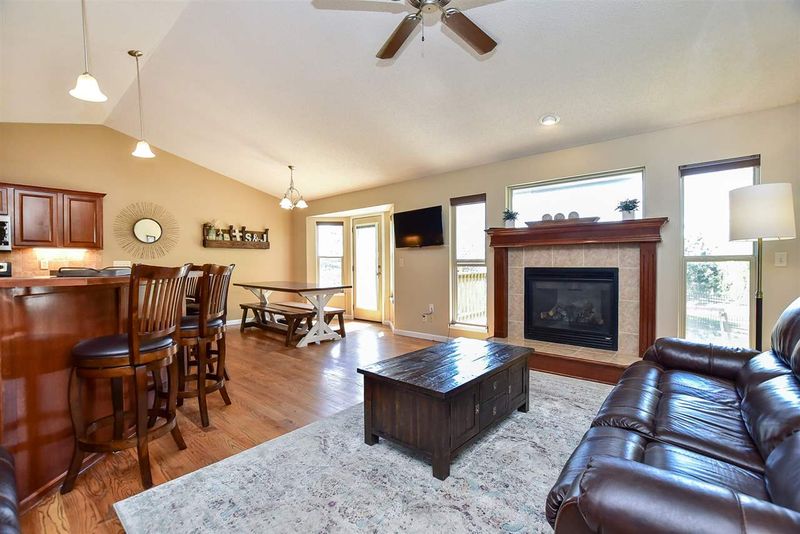 115 W Capstone Ct, Andover, KS 67002