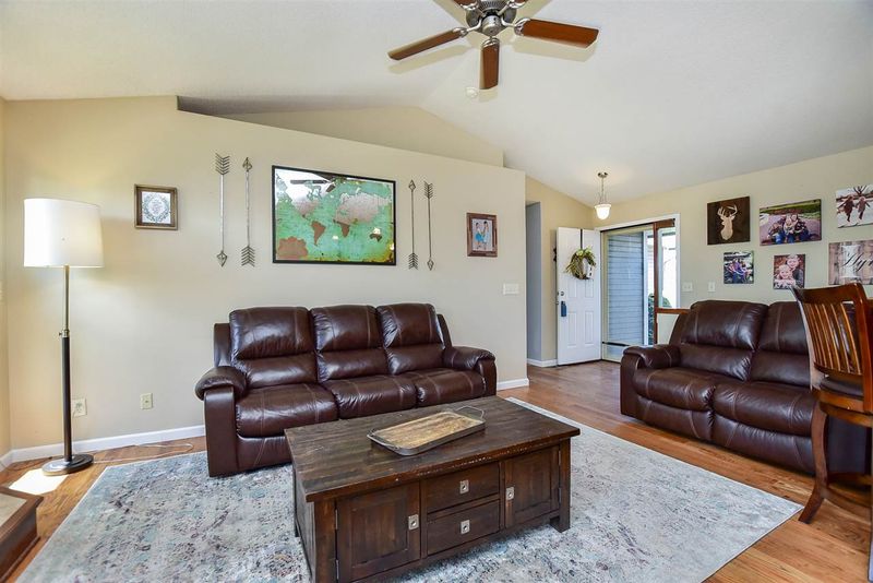 115 W Capstone Ct, Andover, KS 67002