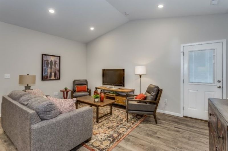 1621-1623 E Horstmann Ct, Andover, KS 67002