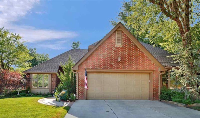2262 N Penstemon St, Wichita, KS 67226