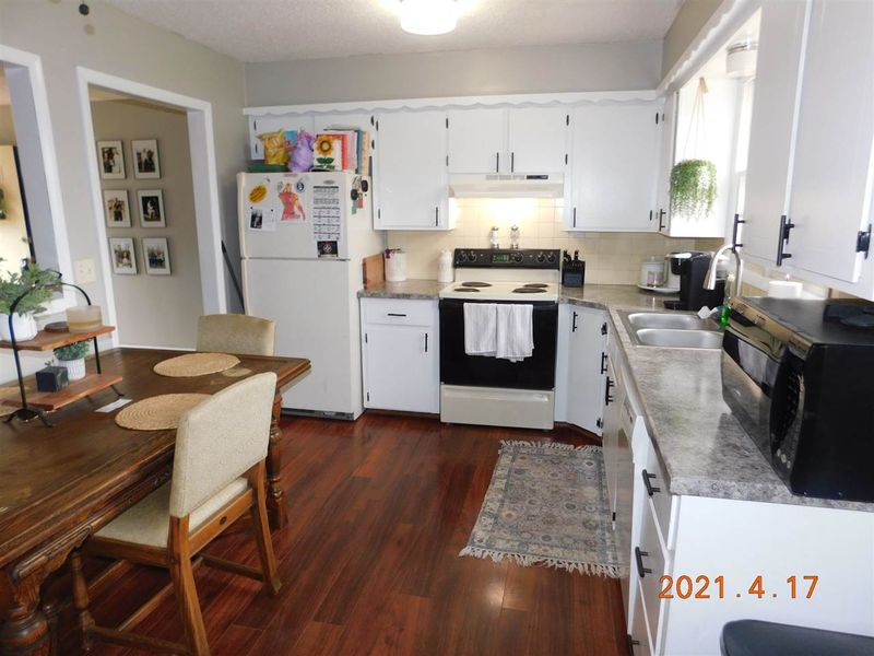 513 E Blair St, Mulvane, KS 67110