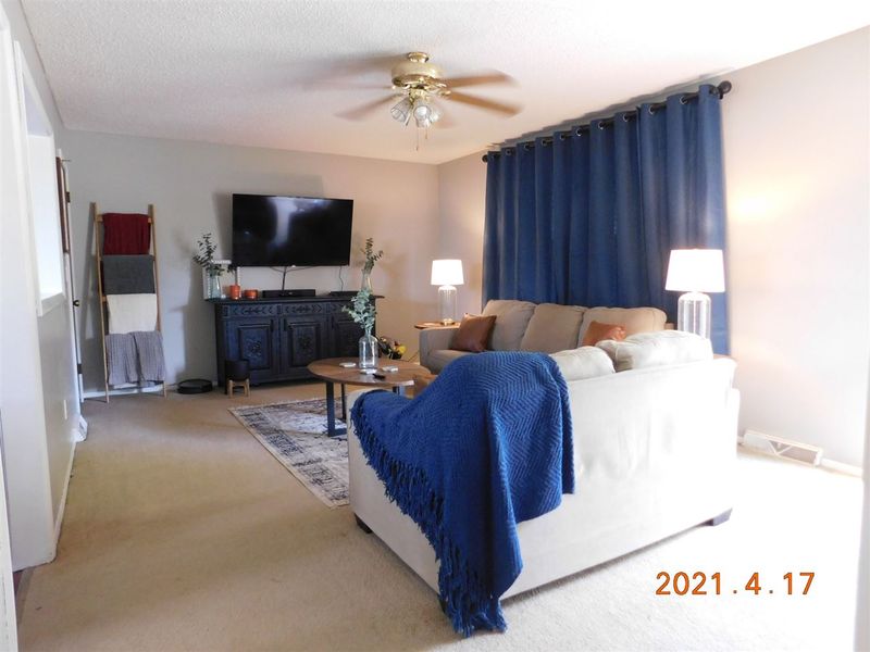 513 E Blair St, Mulvane, KS 67110