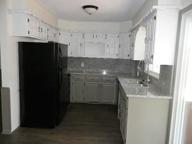 742 N Abilene, Valley Center, KS 67147
