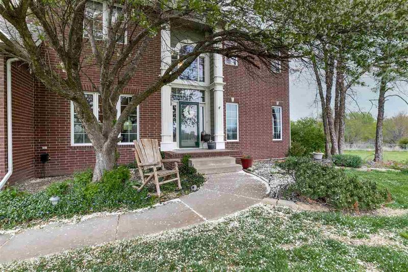 15315 E 87th Circle Ct, Derby, KS 67037