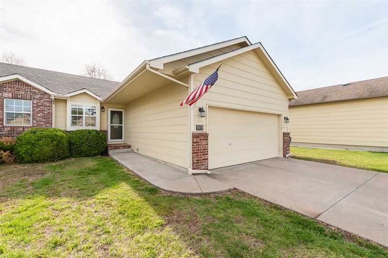 9939 E Kinkaid Cir, Wichita, KS 67207
