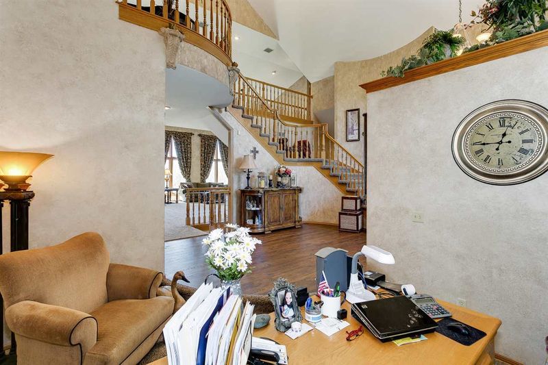 11101 E 71st St S, Derby, KS 67037