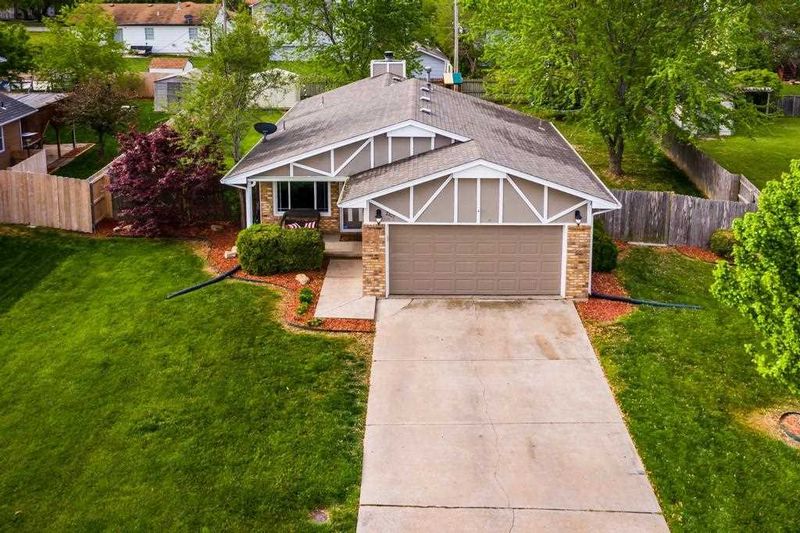 2407 E Loper St, Park City, KS 67219