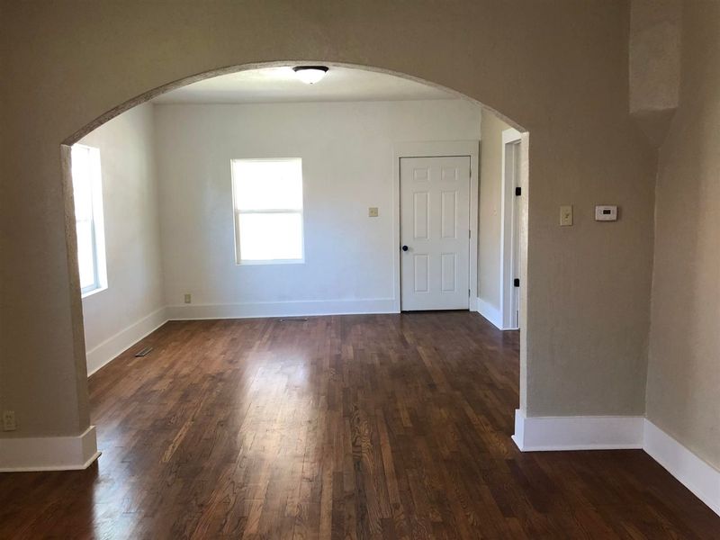 818 E Harvey, Wellington, KS 67152