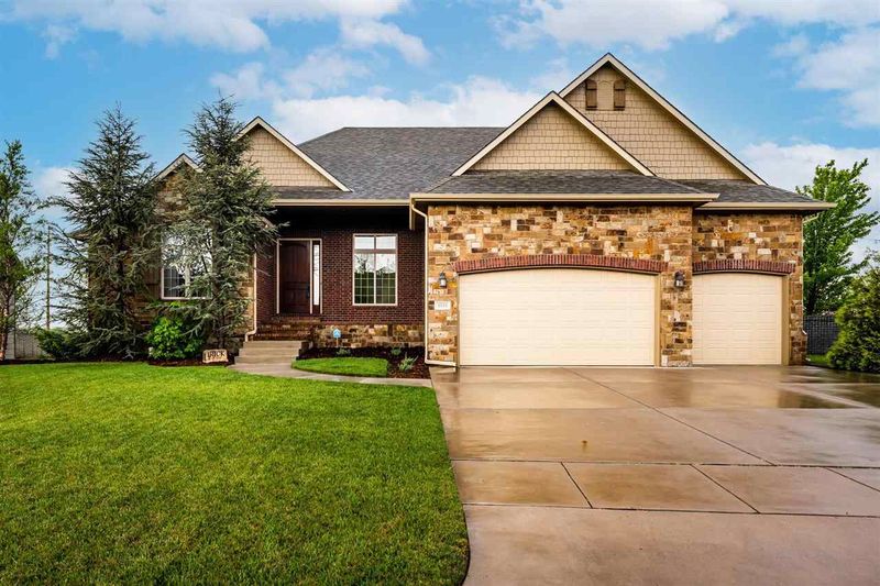 1101 E Rosemont Pl, Andover, KS 67002