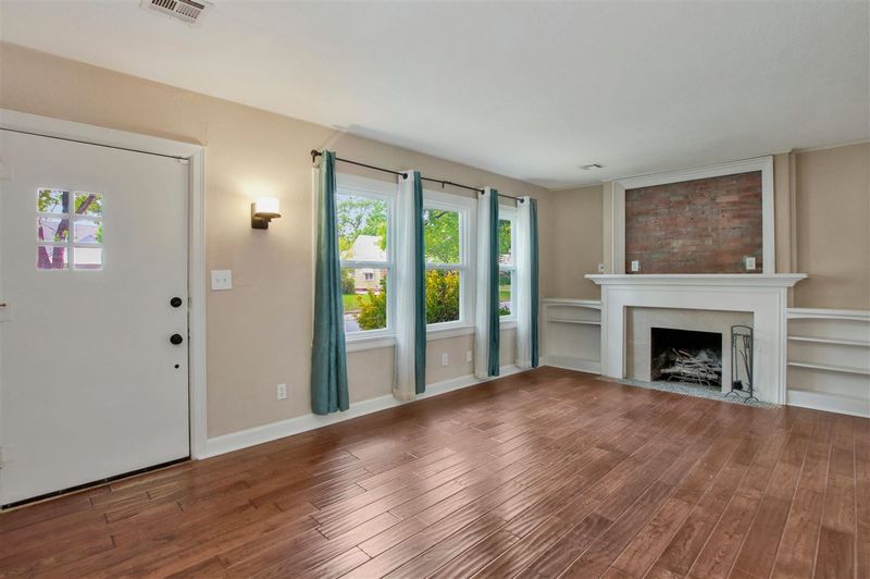 612 S Broadview, Wichita, KS 67218