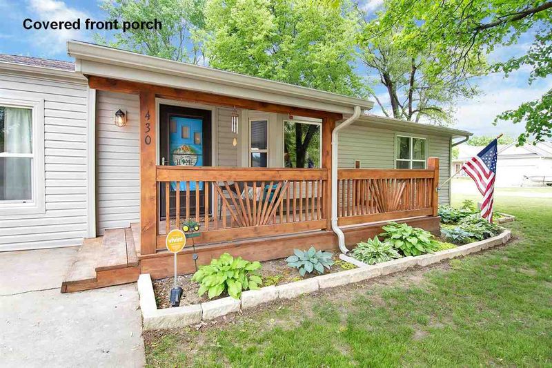 430 E Ash St, Douglass, KS 67039