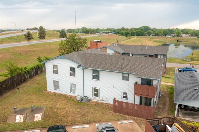 1449 N Smith Ct Unit 1, Wichita, KS 67212-5520